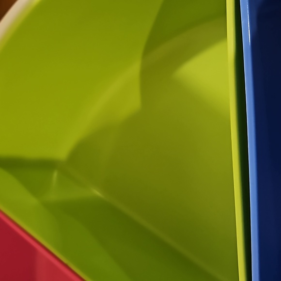 Multiple color trays multiple use party/art/snacks 14" 6 compartments removable - Picture 5 of 10